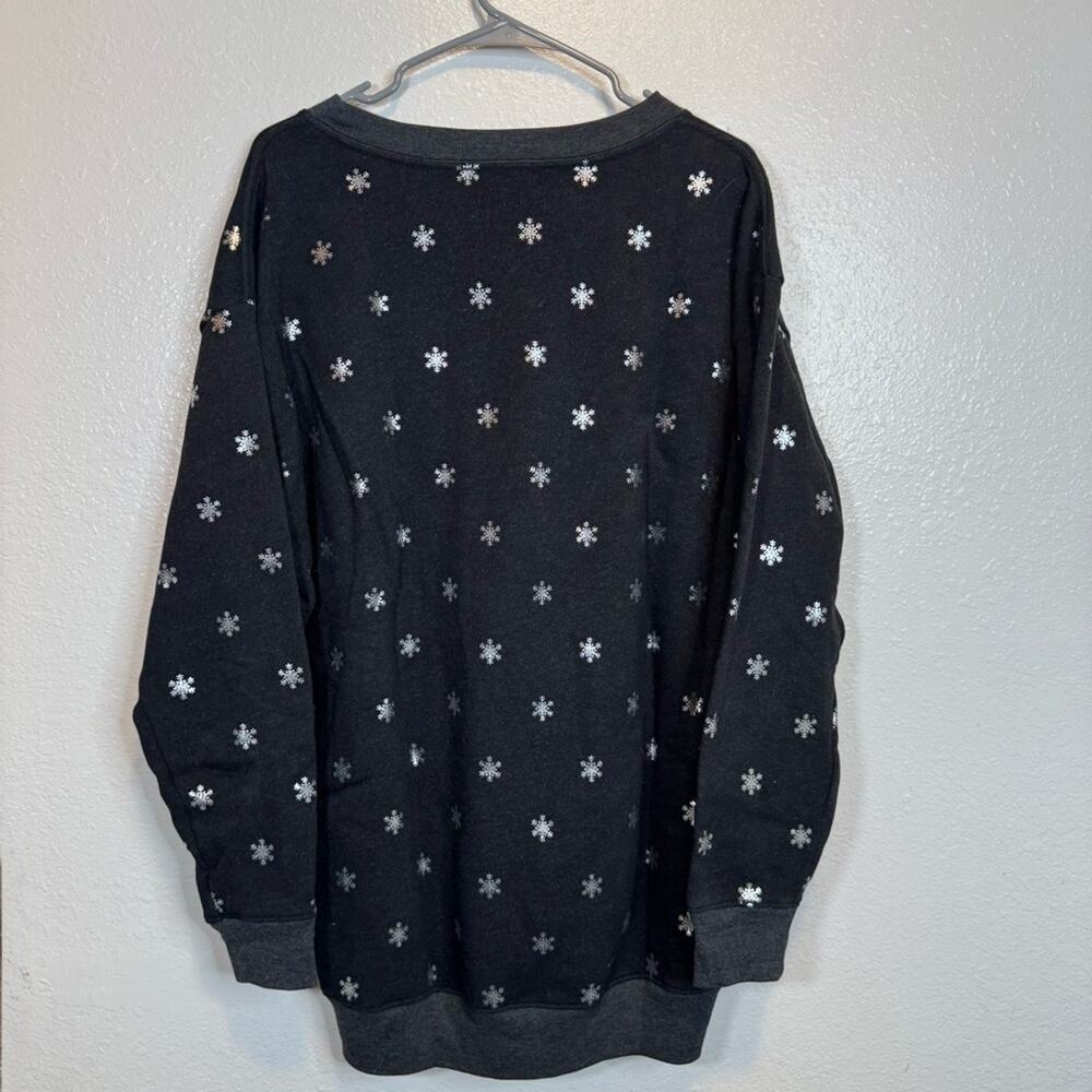 Wildfox Oversized Roadtrip Dark Grey Snowflake Sweatshirt Jumper - Medium, NWOT - Picture 3 of 6
